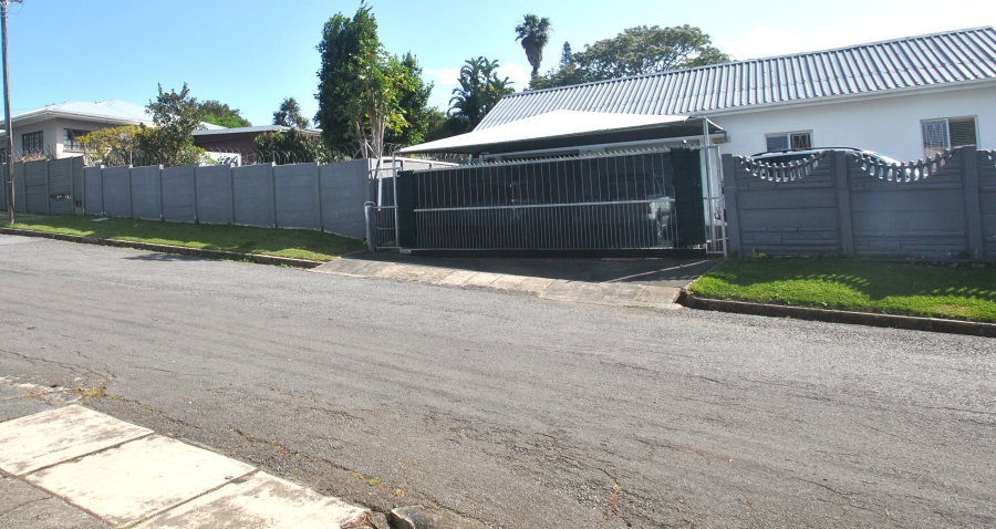 3 Bedroom Property for Sale in Berea Eastern Cape